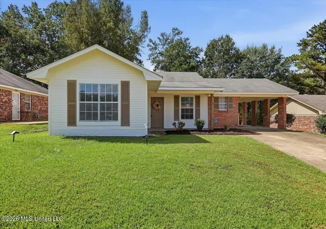 Photo 1 of Sale Pending at 4336 Cypress, Jackson, MS 39212 | MLS# 4164866 | Listing updated on 2026-10-18
