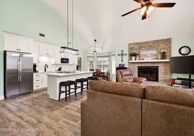 Photo 2 of Sale Pending at 8007 Fishook Ln, Picayune, MS 39466 | MLS# 4164809 | Listing updated on 2026-10-14