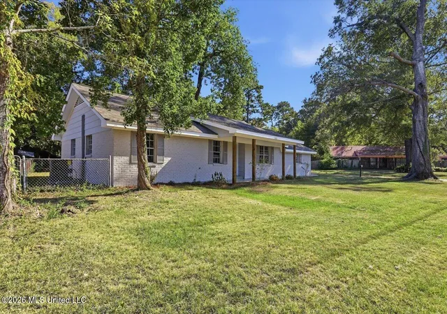 Photo 1 of Single family home for sale at 3423 Patterson Dr, Pearl, MS 39208 | MLS# 4165382 | Listing updated on 2026-10-16