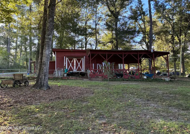 Photo 2 of Sale Pending at 113 Wayne Hare Rd, Lucedale, MS 39452 | MLS# 4164965 | Listing updated on 2026-10-14