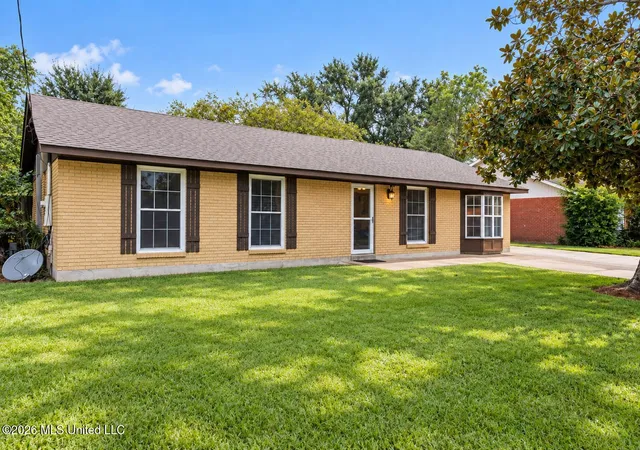 Photo 1 of Single family home for sale at 7516 Madison Dr, Biloxi, MS 39532 | MLS# 4164901 | Listing updated on 2026-10-12