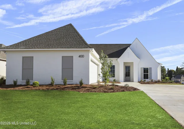 Photo 1 of Single family home for sale at 400 Erickson Ln, Madison, MS 39110 | MLS# 4164853 | Listing updated on 2026-10-07