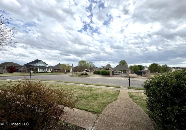 Photo 2 of Single family home for sale at 4896 Park N Dr, Olive Branch, MS 38654 | MLS# 4164860 | Listing updated on 2026-10-07