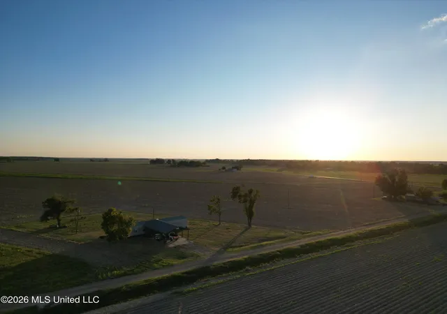 Photo 1 of Sale Pending at 62 Nicholson Rd, Yazoo City, MS 39194 | MLS# 4164869 | Listing updated on 2026-10-08