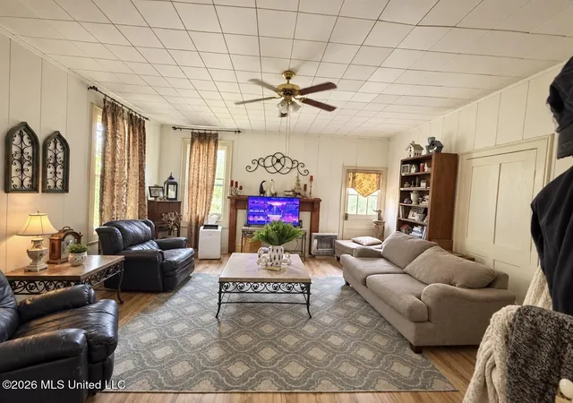 Photo 3 of Single family home for sale at 2122 Page Rd, Crystal Springs, MS 39059 | MLS# 4164899 | Listing updated on 2026-10-08