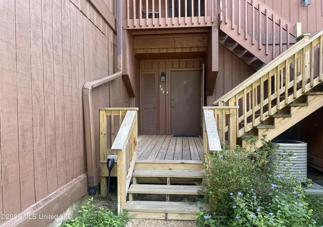 Condo for sale at 147 Lakeside Villa, Diamondhead, MS 39525 | MLS# 4165009