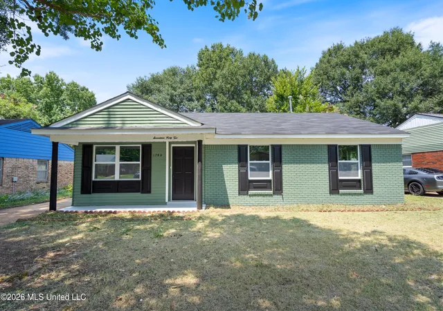 Photo 1 of Single family home for sale at 1742 Mississippi Valley Blvd, Southaven, MS 38671 | MLS# 4164896 | Listing updated on 2026-10-08