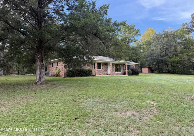 Photo 3 of Sale Pending at 150 Devaughn Rd, Lucedale, MS 39452 | MLS# 4165119 | Listing updated on 2026-10-15