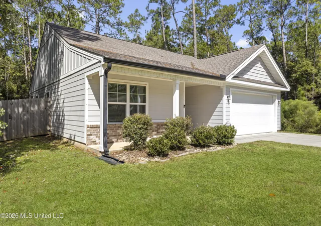 Photo 2 of Single family home for sale at 9945 Kahana St, Diamondhead, MS 39525 | MLS# 4164991 | Listing updated on 2026-10-08
