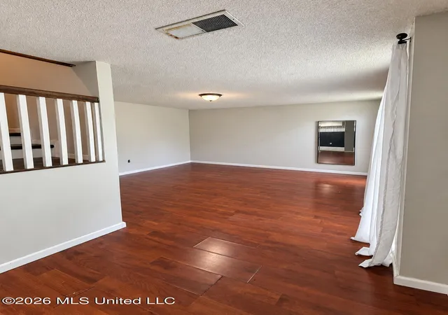 Photo 2 of Single family home for sale at 7121 Issac Williams St, Ocean Springs, MS 39564 | MLS# 4164935 | Listing updated on 2026-10-22