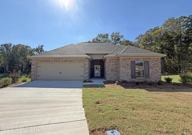 Photo 1 of Single family home for sale at 222 Anderson Oaks Dr, Pearl, MS 39208 | MLS# 4165109 | Listing updated on 2026-10-27