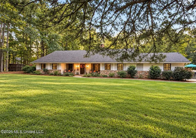 Photo 1 of Sale Pending at 113 Quail Holw Pl, Brandon, MS 39047 | MLS# 4165154 | Listing updated on 2026-10-19