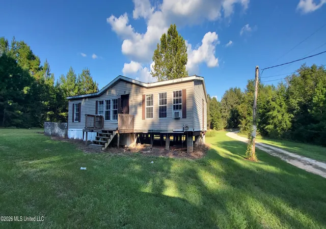 Photo 1 of Manufactured home for sale at 64 Spencewood Ln, Carriere, MS 39426 | MLS# 4165027 | Listing updated on 2026-10-21