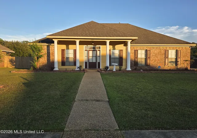 Photo 1 of Single family home for sale at 337 Towne St, Brandon, MS 39042 | MLS# 4165035 | Listing updated on 2026-10-09