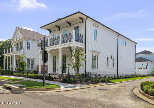Photo 3 of Single family home for sale at 105 Prytania St, Madison, MS 39110 | MLS# 4165209 | Listing updated on 2026-10-26