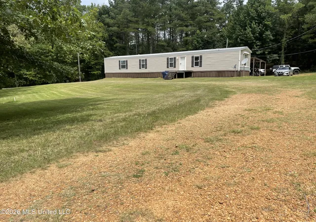 Photo 2 of Manufactured home for sale at 62 Vaiden Kilmichael Rd, Kilmichael, MS 39747 | MLS# 4165173 | Listing updated on 2026-10-10