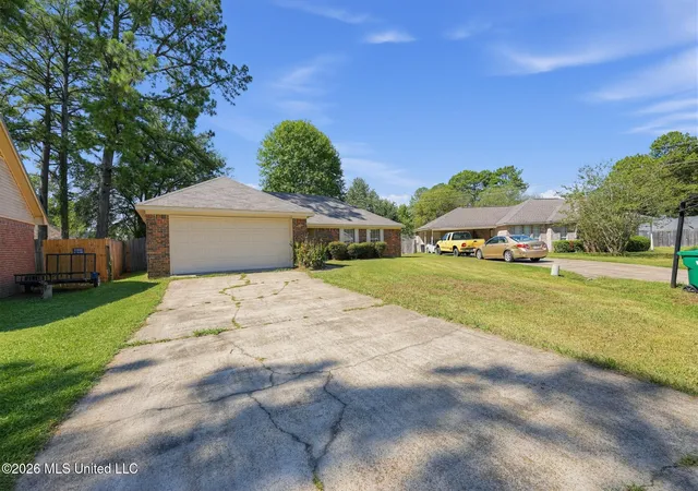 Single family home for sale at 21 Riverview Cvs, Byram, MS 39272 | MLS# 4165283