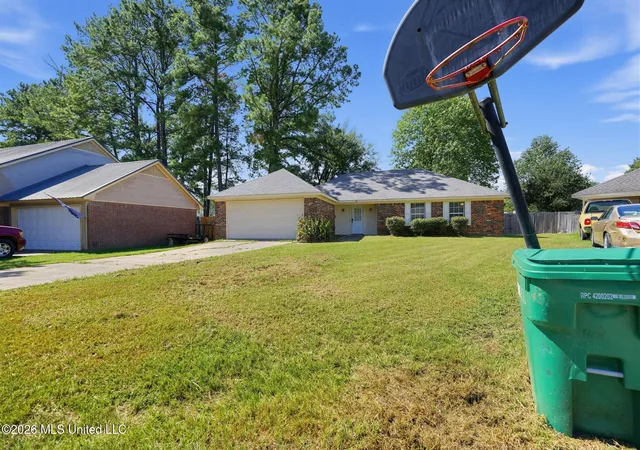 Photo 1 of Single family home for sale at 21 Riverview Cvs, Byram, MS 39272 | MLS# 4165283 | Listing updated on 2026-10-12
