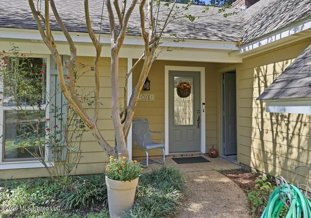 Photo 3 of Sale Pending at 1015 R N Whitfield St, Florence, MS 39073 | MLS# 4165145 | Listing updated on 2026-10-11