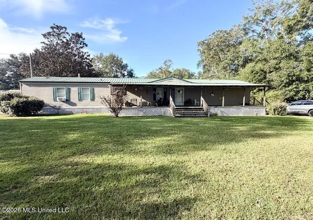 Photo 1 of Manufactured home for sale at 197 Ozona Rd, Carriere, MS 39426 | MLS# 4165122 | Listing updated on 2026-10-29