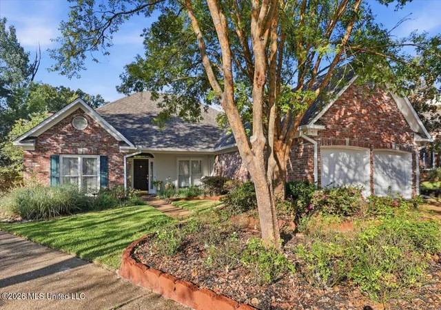 Photo 1 of Sale Pending at 411 Eastpointe Cvs, Madison, MS 39110 | MLS# 4165198 | Listing updated on 2026-10-13