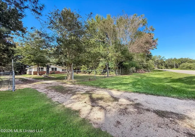 Photo 2 of Single family home for sale at 7299 Highway 43, Poplarville, MS 39470 | MLS# 4165192 | Listing updated on 2026-10-12