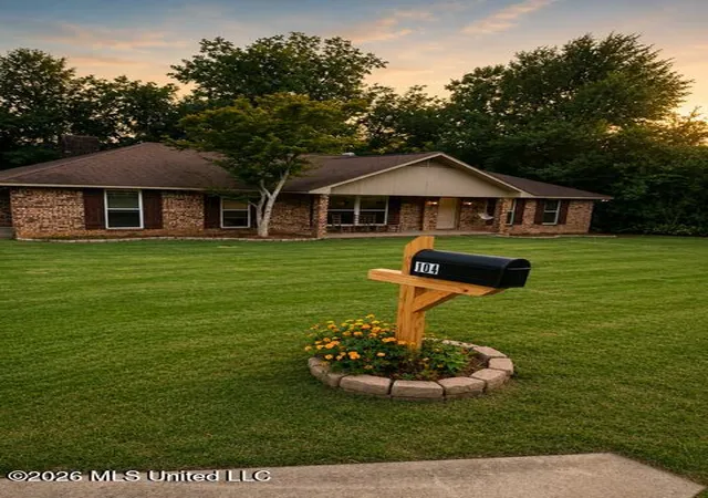 Photo 1 of Single family home for sale at 104 Ratliff Dr, Tylertown, MS 39667 | MLS# 4165228 | Listing updated on 2026-10-12