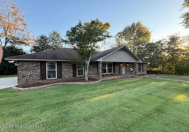 Photo 3 of Single family home for sale at 104 Ratliff Dr, Tylertown, MS 39667 | MLS# 4165228 | Listing updated on 2026-10-12