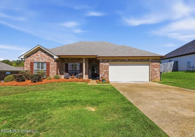 Photo 1 of Sale Pending at 104 Carriage Ln, Florence, MS 39073 | MLS# 4165258 | Listing updated on 2026-10-13
