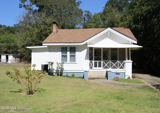 Photo 1 of Single family home for sale at 513 W 16th Street, Laurel, MS 39440 | MLS# 4165268 | Listing updated on 2026-10-24