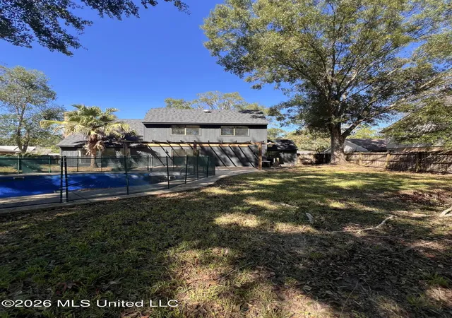 Photo 2 of Single family home for sale at 105 Penny Ct, Ocean Springs, MS 39564 | MLS# 4165363 | Listing updated on 2026-10-13