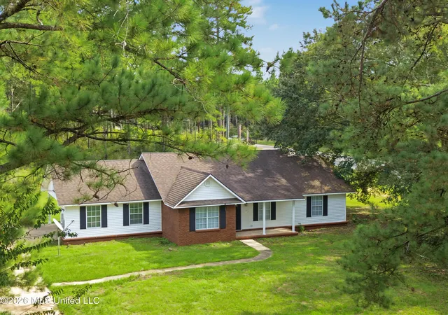 Photo 4 of Sale Pending at 104 Southern Oak, Lucedale, MS 39452 | MLS# 4165290 | Listing updated on 2026-10-15