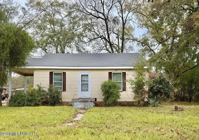 Photo 2 of Single family home for sale at 524 W Monticello St, Brookhaven, MS 39601 | MLS# 4165297 | Listing updated on 2026-10-13