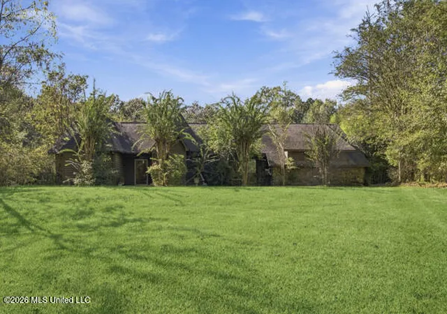 Photo 1 of Single family home for sale at 1085 Ole Springs Rd, Summit, MS 39666 | MLS# 4165337 | Listing updated on 2026-10-22