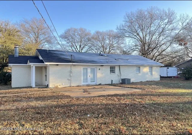 Photo 2 of Single family home for sale at 2 Pine Cir, Indianola, MS 38751 | MLS# 4165352 | Listing updated on 2026-10-13
