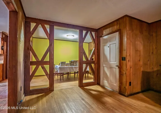 Photo 1 of Single family home for sale at 1812 Farrish Gravel Rd, Batesville, MS 38606 | MLS# 4165422 | Listing updated on 2026-10-13