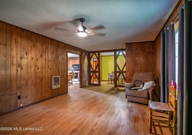 Photo 3 of Single family home for sale at 1812 Farrish Gravel Rd, Batesville, MS 38606 | MLS# 4165422 | Listing updated on 2026-10-13