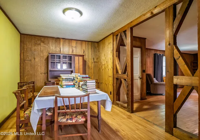 Photo 3 of Single family home for sale at 1812 Farrish Gravel Rd, Batesville, MS 38606 | MLS# 4165422 | Listing updated on 2026-10-13