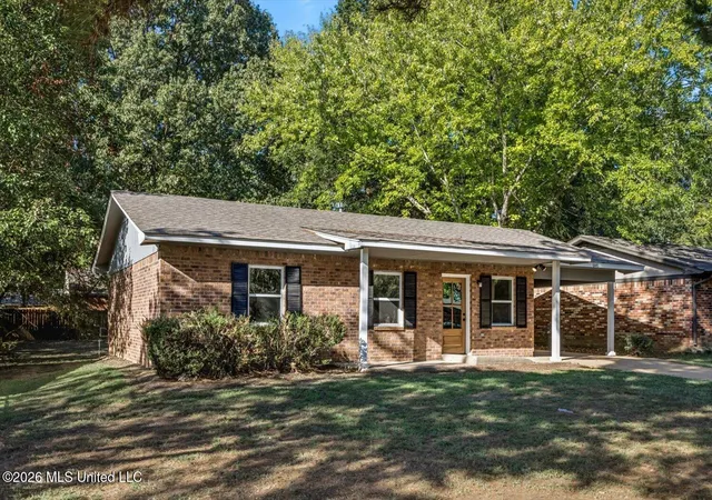 Photo 3 of Single family home for sale at 6445 Heather Rd, Horn Lake, MS 38637 | MLS# 4165314 | Listing updated on 2026-10-12