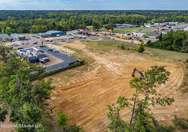 Photo 2 of Land for sale at Ms 6, Batesville, MS 38606 | MLS# 4165481 | Listing updated on 2026-10-14