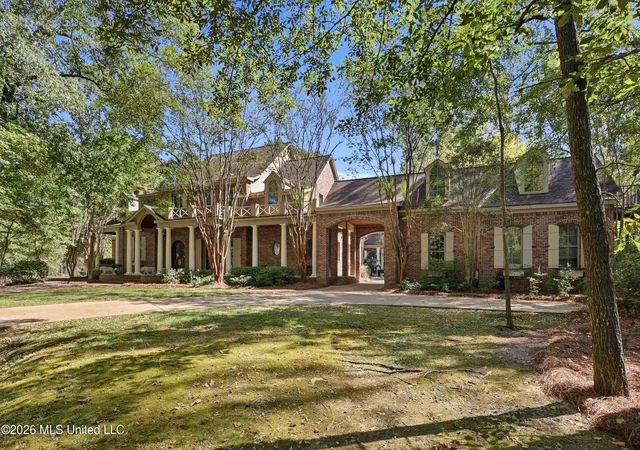 Single family home for sale at 108 Little Crk Rd, Ridgeland, MS 39157 | MLS# 4165462