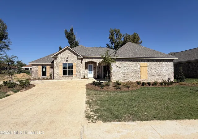 Photo 1 of Single family home for sale at 320 Brookfield Cir, Brandon, MS 39042 | MLS# 4165360 | Listing updated on 2026-10-26