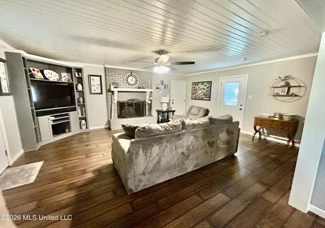 Photo 1 of Single family home for sale at 1124 Hawthorne Dr, Mc Comb, MS 39648 | MLS# 4165501 | Listing updated on 2026-10-16