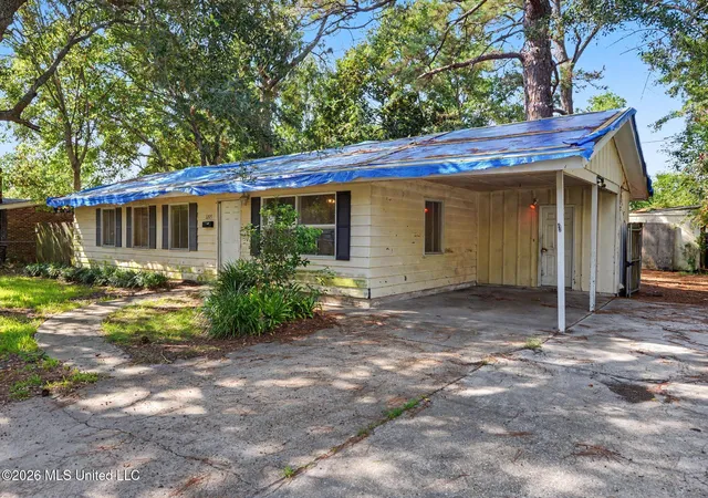 Photo 1 of Sale Pending at 2209 Paul Harvey Ave, Pascagoula, MS 39567 | MLS# 4165385 | Listing updated on 2026-10-20