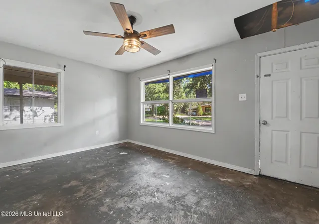 Photo 2 of Sale Pending at 2209 Paul Harvey Ave, Pascagoula, MS 39567 | MLS# 4165385 | Listing updated on 2026-10-20