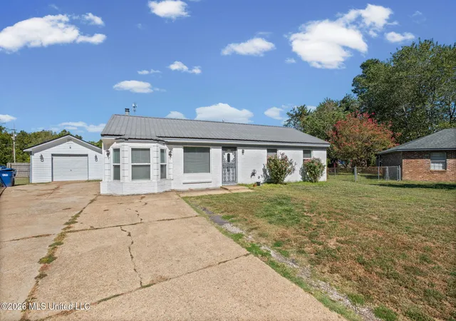 Photo 3 of Single family home for sale at 2630 Hillcrest Cvs, Horn Lake, MS 38637 | MLS# 4165396 | Listing updated on 2026-10-13