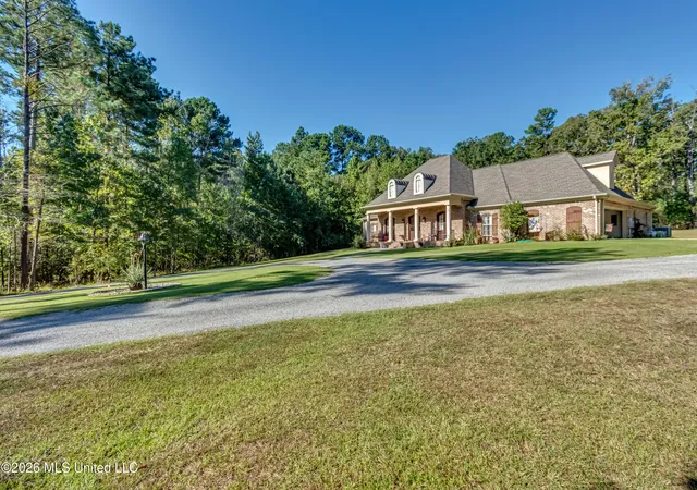 Photo 3 of Single family home for sale at 875 Westerly Dr, Brandon, MS 39042 | MLS# 4165506 | Listing updated on 2026-10-14