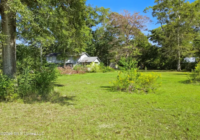 Photo 2 of Single family home for sale at 18250 Oak Dr, Saucier, MS 39574 | MLS# 4165426 | Listing updated on 2026-10-14