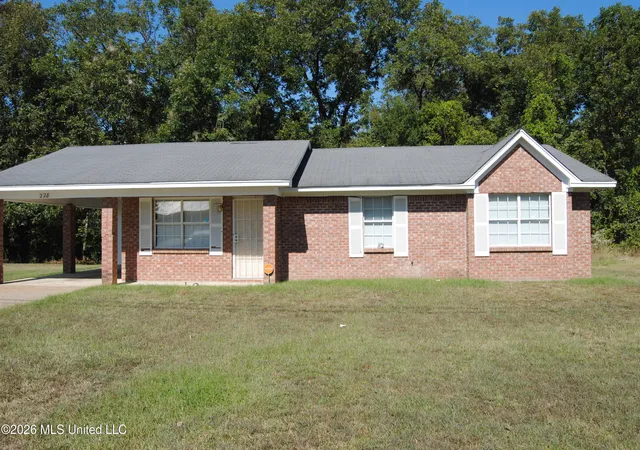 Photo 1 of Single family home for sale at 228 Northpoint Dr, Yazoo City, MS 39194 | MLS# 4165444 | Listing updated on 2026-10-13