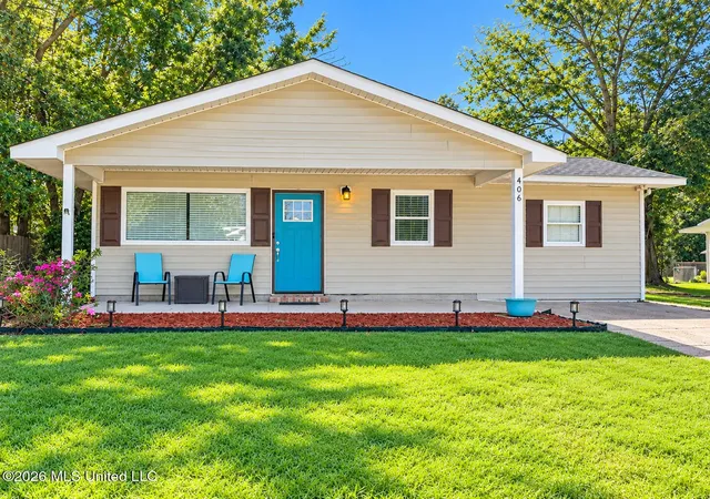 Photo 1 of Single family home for sale at 406 Woody Cir, Ocean Springs, MS 39564 | MLS# 4165456 | Listing updated on 2026-10-15